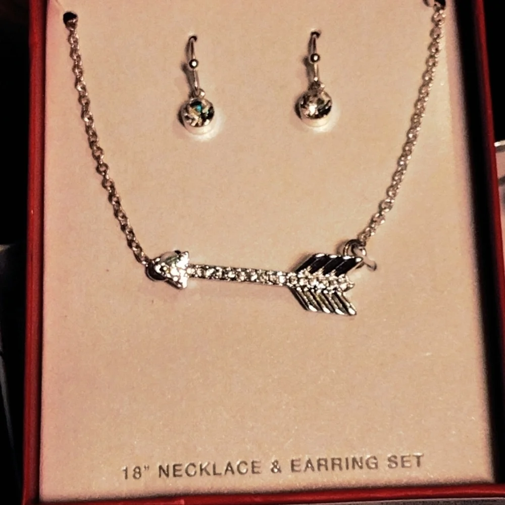 Jewelry set - Picture 5 of 5